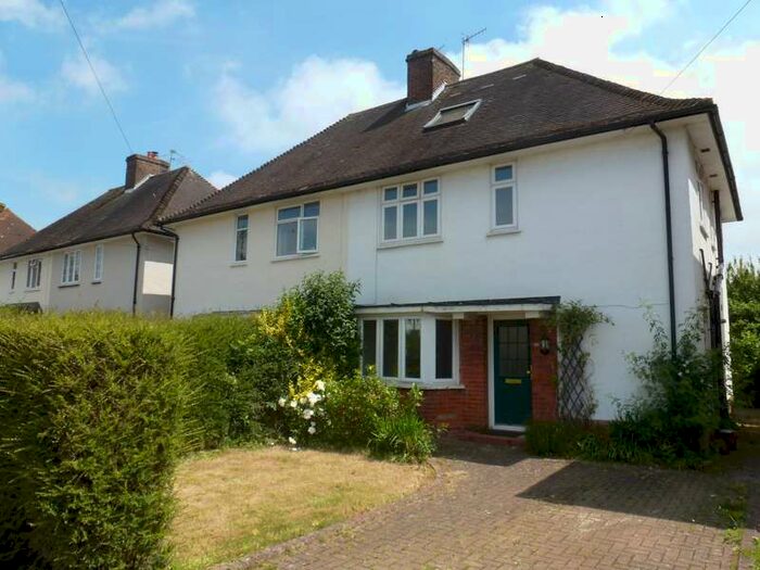 5 Bedroom Semi-Detached House To Rent In Woodbridge Hill Gardens, Guildford, GU2