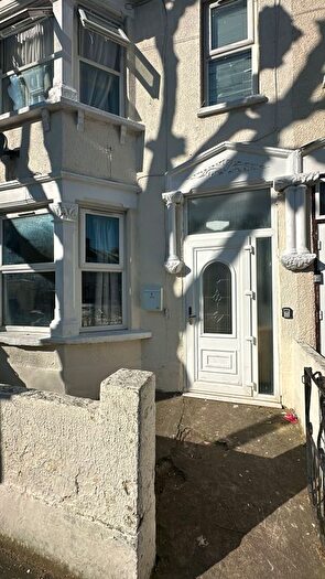 3 Bedroom Terraced House To Rent In Caulfield Road, London, E6