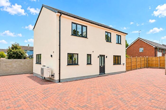 4 Bedroom Detached House For Sale In Earlstone Court, Bristol, Gloucestershire, BS30