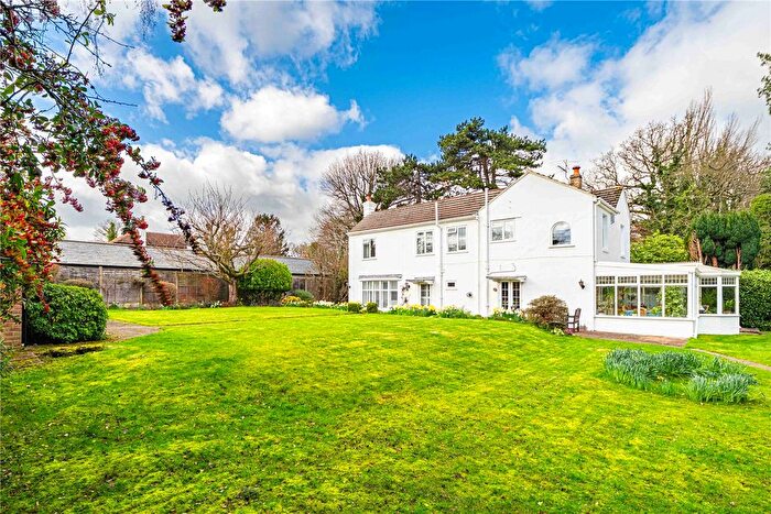 4 Bedroom Detached House For Sale In Featherbed Lane, Felden, Hemel Hempstead, Hertfordshire, HP3