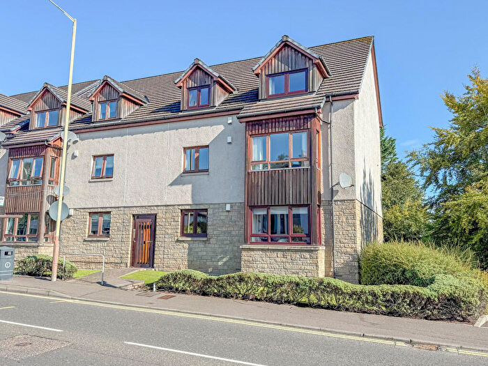 2 Bedroom Apartment For Sale In Jeanfield Road, Perth, PH1