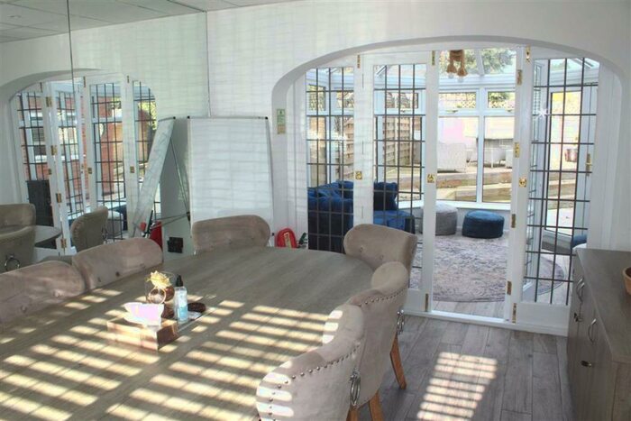 Detached House To Rent In Newton Road, Great Barr, B43