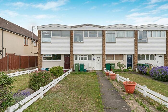 2 Bedroom Terraced House For Sale In School Road, Ashford, TW15