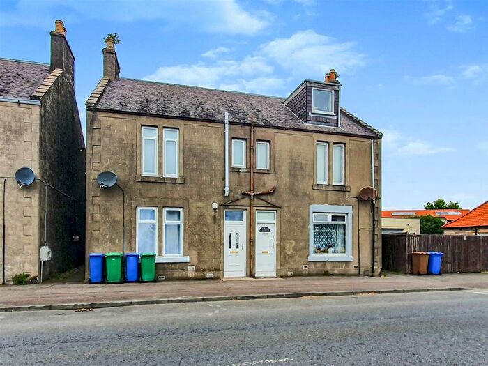 2 Bedroom Flat To Rent In Wellesley Road, Methil, Leven, KY8