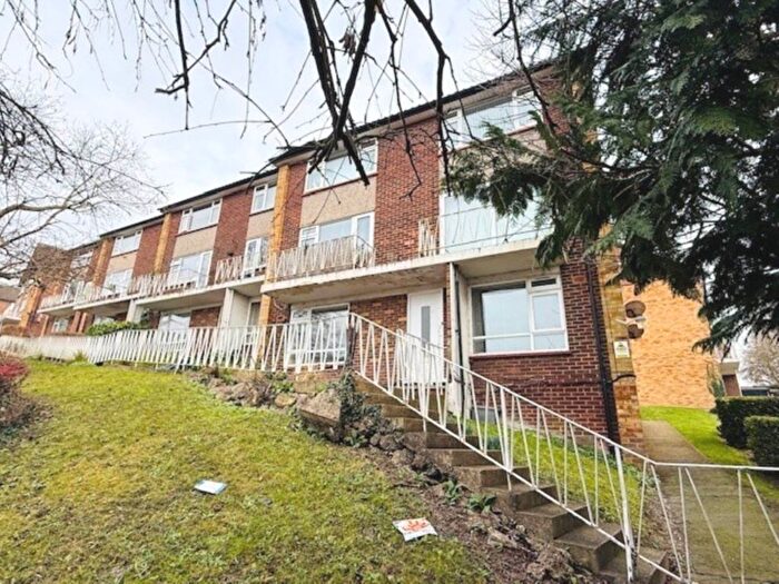 2 Bedroom Flat To Rent In Desborough House, High Wycombe, HP13
