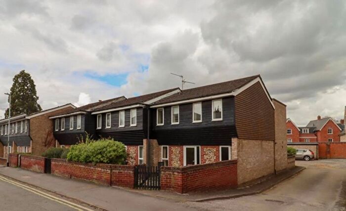 6 Bedroom Terraced House For Sale In Park Lane, Newmarket, CB8