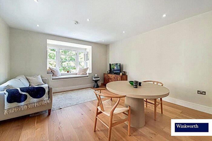 1 Bedroom Apartment To Rent In Shoot Up Hill, London, NW2