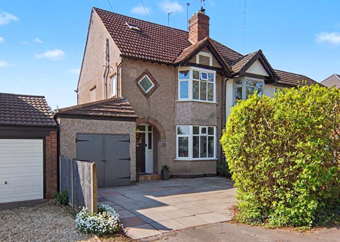 4 Bedroom Semi-Detached House For Sale In Duggins Lane, Coventry, CV4