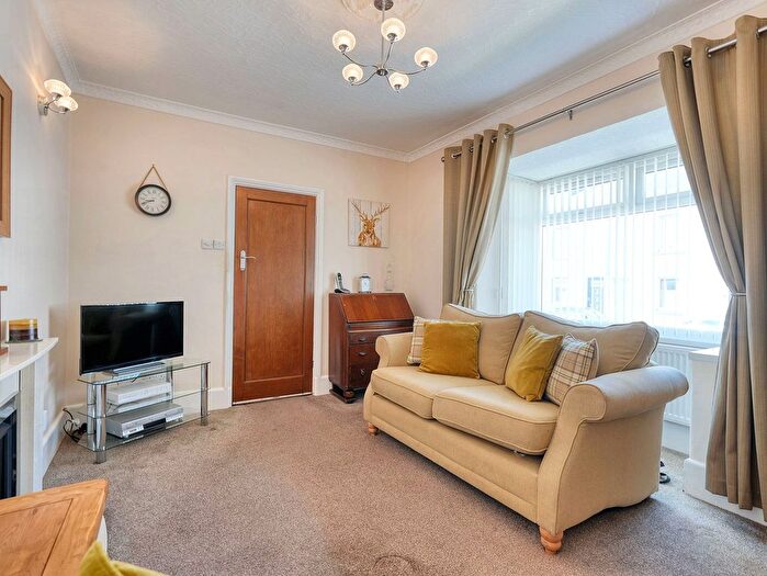 2 Bedroom Semi-Detached Bungalow For Sale In Moss Bay Road, Workington, CA14