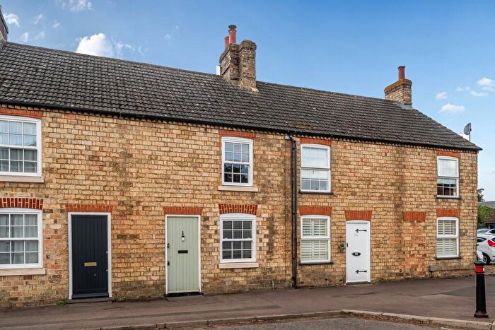 2 Bedroom Terraced House For Sale In Broad Street, Clifton, Shefford, SG17