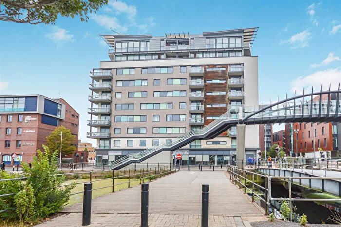 3 Bedroom Apartment To Rent In Brayford Street, Lincoln, LN5