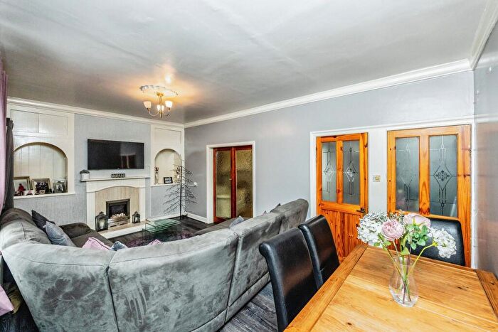 3 Bedroom Terraced House For Sale In Eleanor Street, Fartown, Huddersfield, West Yorkshire, HD1