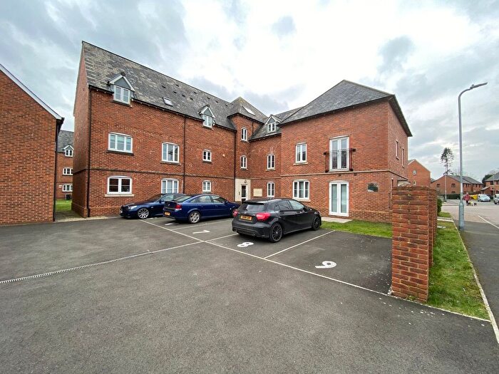 1 Bedroom Flat For Sale In Jamaica Circle, Coedkernew, Newport, NP10