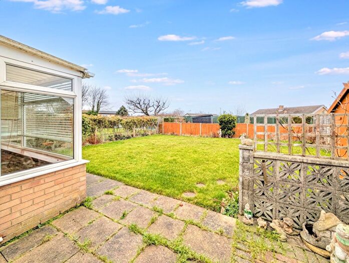 2 Bedroom Bungalow For Sale In Hurdman Way, Ingoldmells, PE25