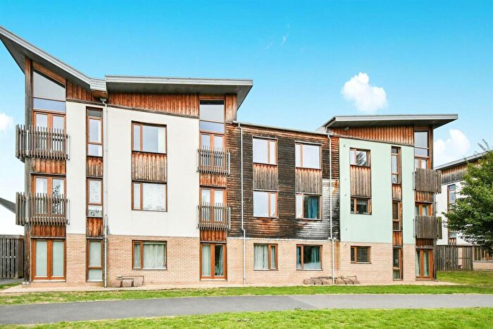 2 Bedroom Apartment To Rent In Cowleaze, Chippenham, SN15