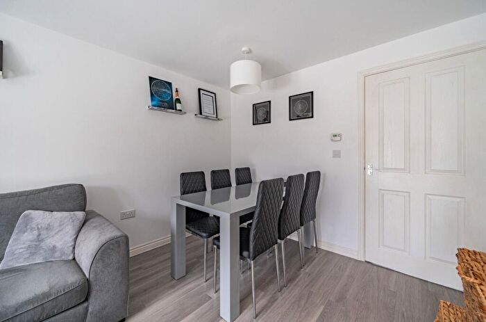 2 Bedroom Semi-Detached House For Sale In Blackthorn Road, Andover, SP11