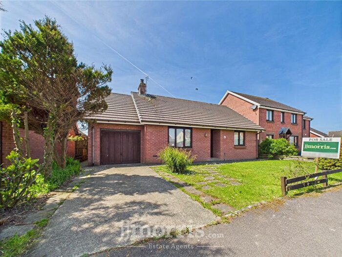 2 Bedroom Detached Bungalow For Sale In Maes Awel, Fishguard, SA65