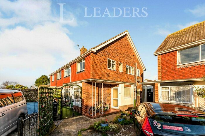 2 Bedroom Maisonette To Rent In Sutherland Close, Rustington, Littlehampton, BN16