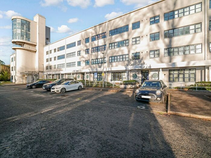 2 Bedroom Flat For Sale In Shieldhall Street, Glasgow, Govan, G51
