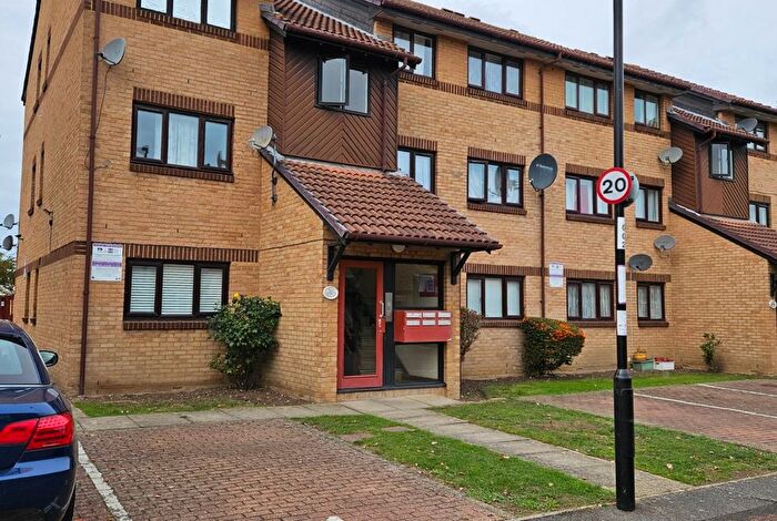 1 Bedroom Flat For Sale In Goodhew Road, Croydon, CR0