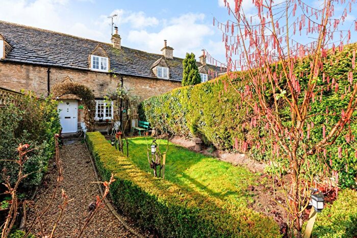 2 Bedroom Terraced House For Sale In South Cerney, Cirencester, GL7
