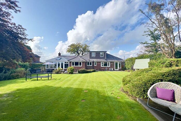 4 Bedroom Detached House For Sale In Wood Lane South, Adlington, SK10