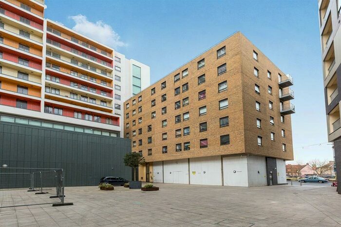 1 Bedroom Apartment To Rent In College Street, Ipswich, IP4