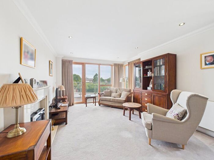 2 Bedroom Apartment To Rent In Helston Lane, Windsor, Berkshire, SL4