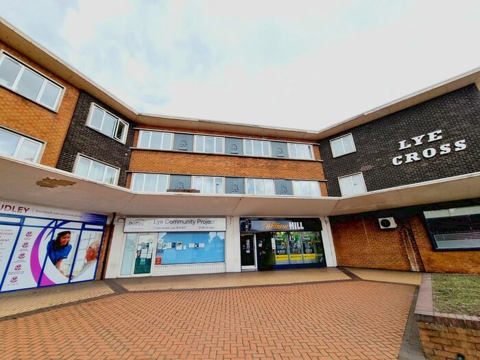 1 Bedroom Flat To Rent In High Street, Lye, Stourbridge, DY9