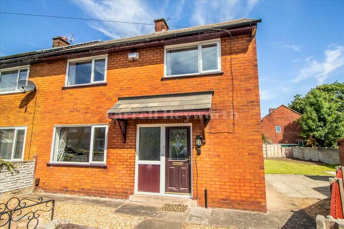 3 Bedroom Property To Rent In Long Butts, Penwortham, Preston, PR1
