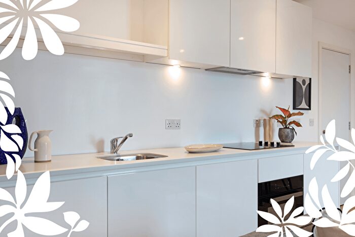 2 Bedroom Flat To Rent In The Lansdowne, Hagley Road, Birmingham, B16