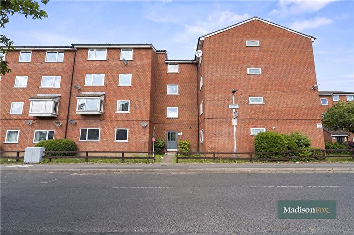 1 Bedroom Flat To Rent In Gurney Close, Barking, IG11