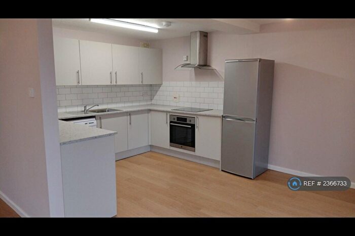 2 Bedroom Flat To Rent In Bridge Road, Bristol, BS8