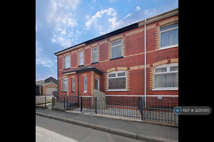 3 Bedroom Terraced House To Rent In Queen Street, Pontypool, NP4