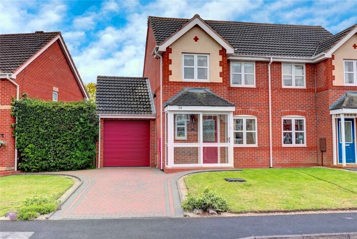 3 Bedroom Semi-Detached House For Sale In Swan Drive, Droitwich, Worcestershire, WR9