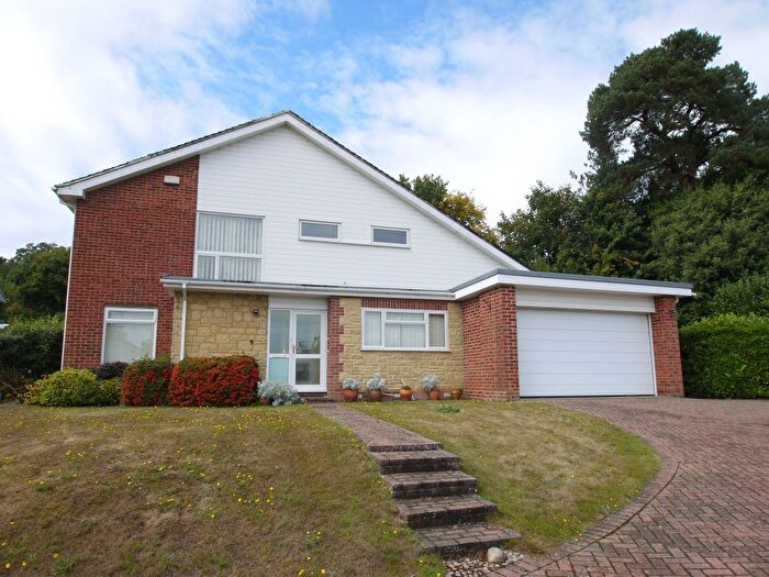 4 Bedroom Detached House For Sale In Plymouth Park, Sevenoaks, TN13