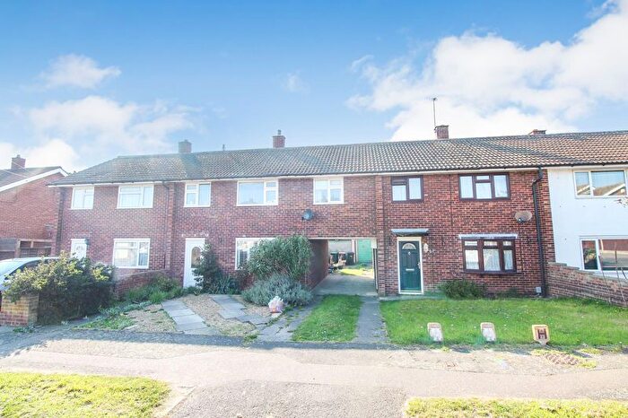 4 Bedroom Terraced House For Sale In Mount Pleasant Road, Clapham, MK41