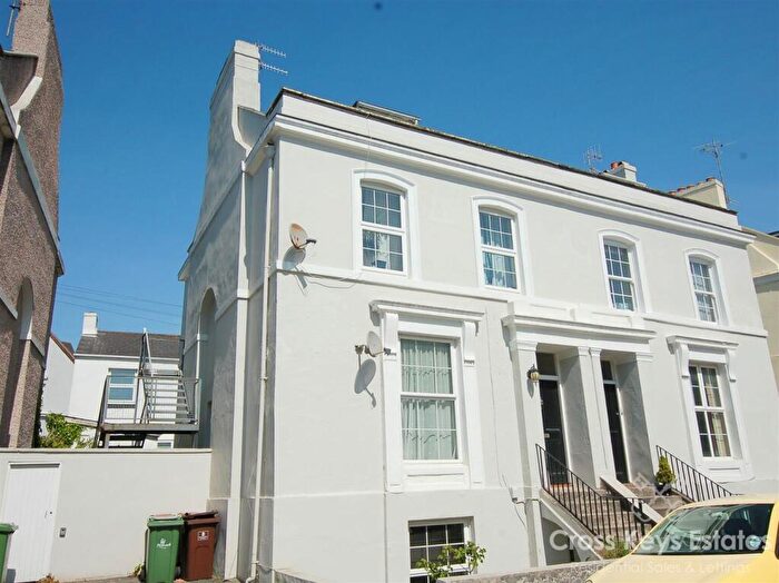 2 Bedroom Apartment For Sale In Fellowes Place, Millbridge, PL1
