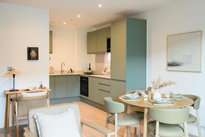 1 Bedroom Flat To Rent In Arbour, Silbury Boulevard, MK9