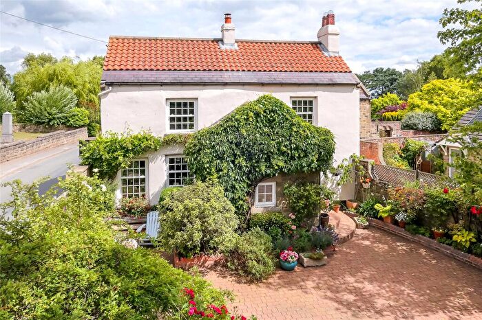 3 Bedroom Detached House For Sale In Main Street, Scotton, HG5