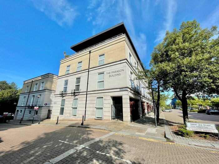 2 Bedroom Flat To Rent In Upper Fourth Street, Central Milton Keynes, Milton Keynes, Buckinghamshire, MK9