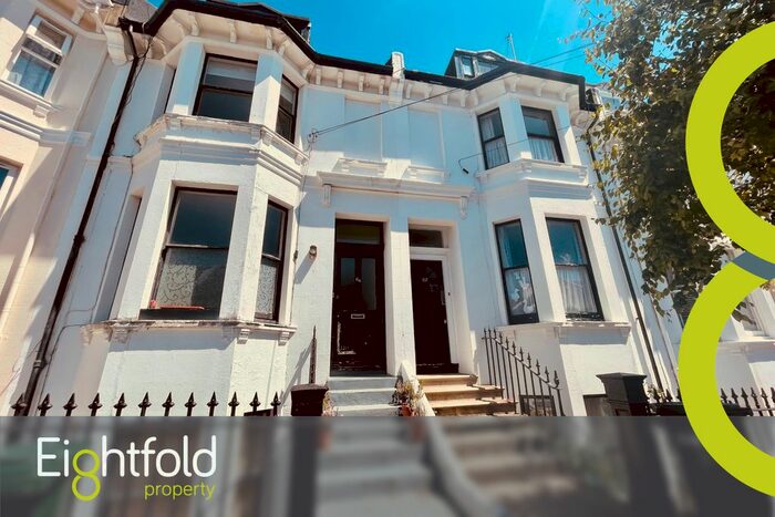 2 Bedroom Maisonette To Rent In Warleigh Road, Brighton, BN1