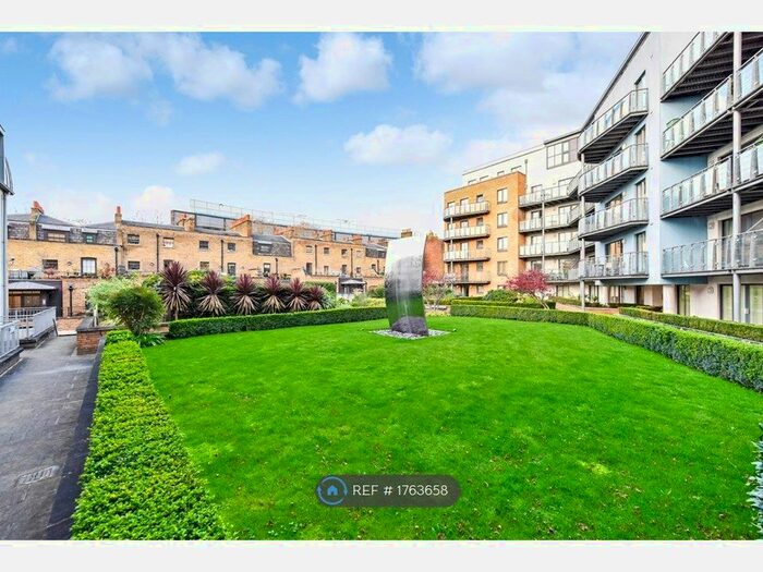 2 Bedroom Flat To Rent In Angel Southside, London, EC1V