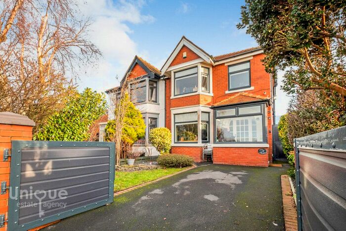 3 Bedroom Semi-Detached House For Sale In Peel Hill, Blackpool, FY4