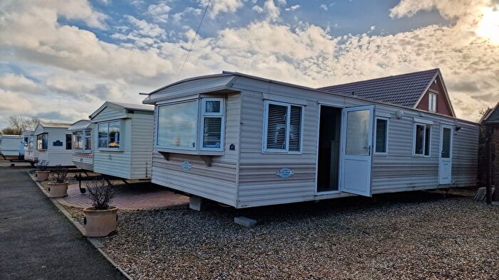 2 Bedroom Park Home To Rent In Mile Tree Lane, Coventry, CV2