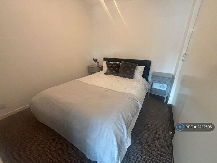 1 Bedroom Flat To Rent In Hilton Court, Inverness, IV2