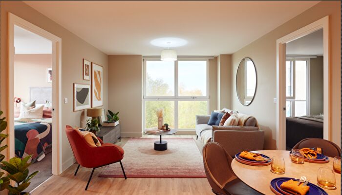 Apartment To Rent In Junction Leeds, LS12