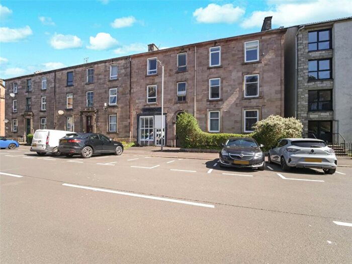 2 Bedroom Flat For Sale In Flat / - Brisbane Street, Greenock, Inverclyde, PA16