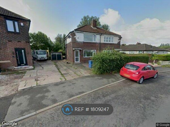 2 Bedroom Semi-Detached House To Rent In Kingsway Park, Manchester, M41