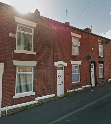 2 Bedroom Terraced House To Rent In North Street, Royton, OL2